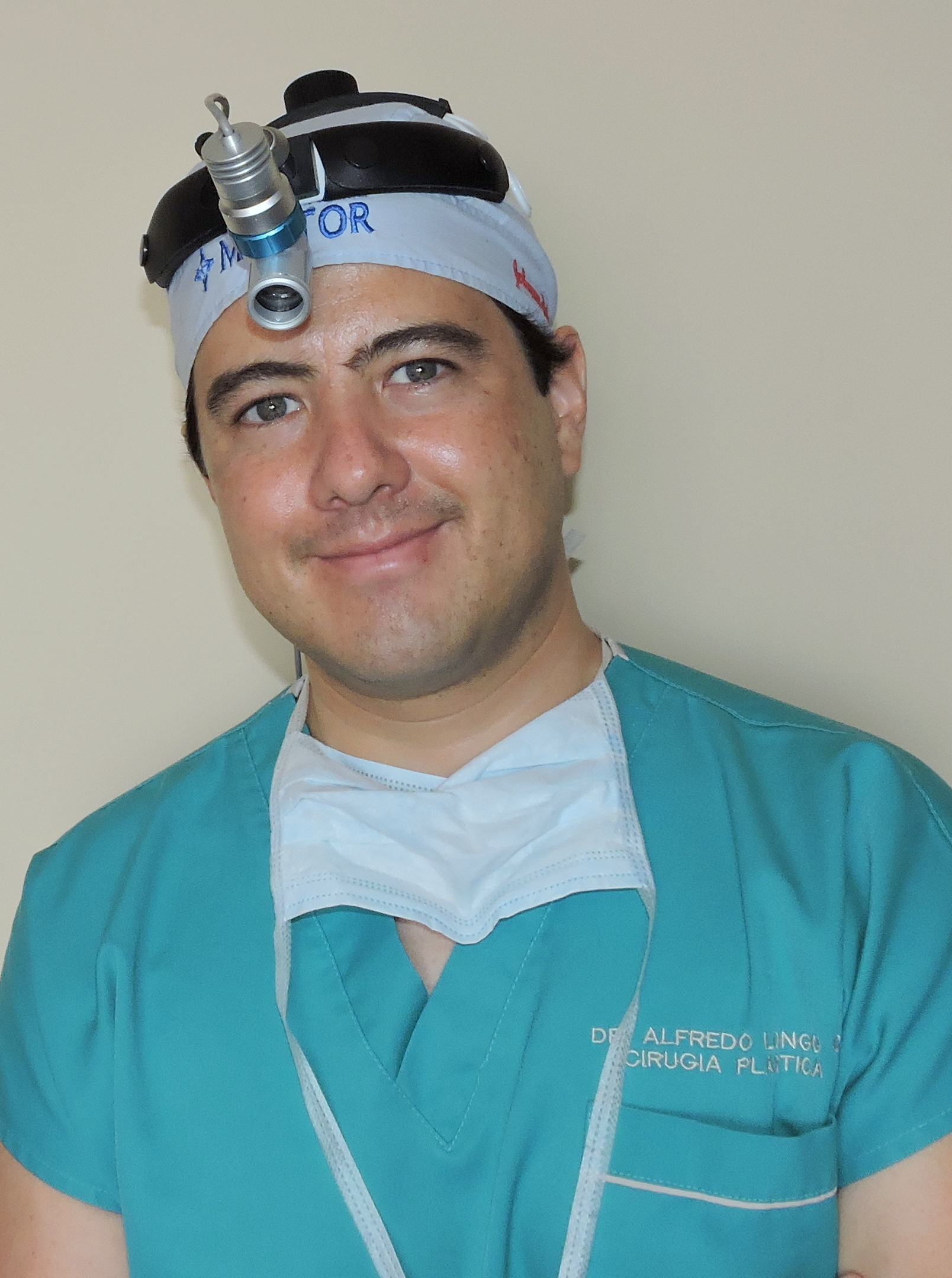 Dr. Alfredo Longo, Cirugía Plástica en Guatemala